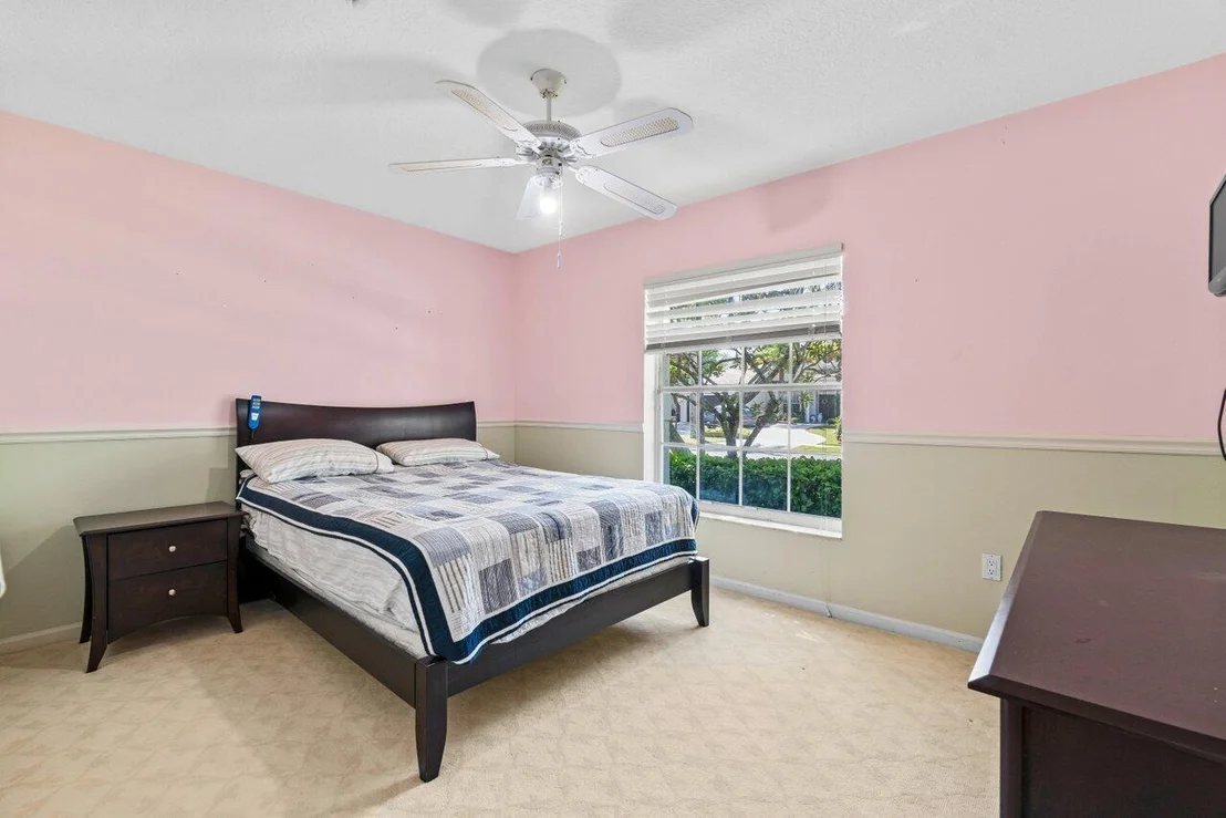 Photo of 12811 Hyland Circle