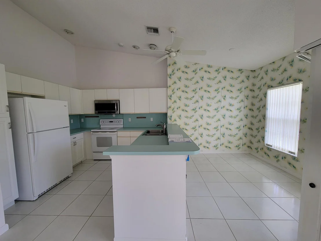 Photo of 10845 Palm Spring Drive