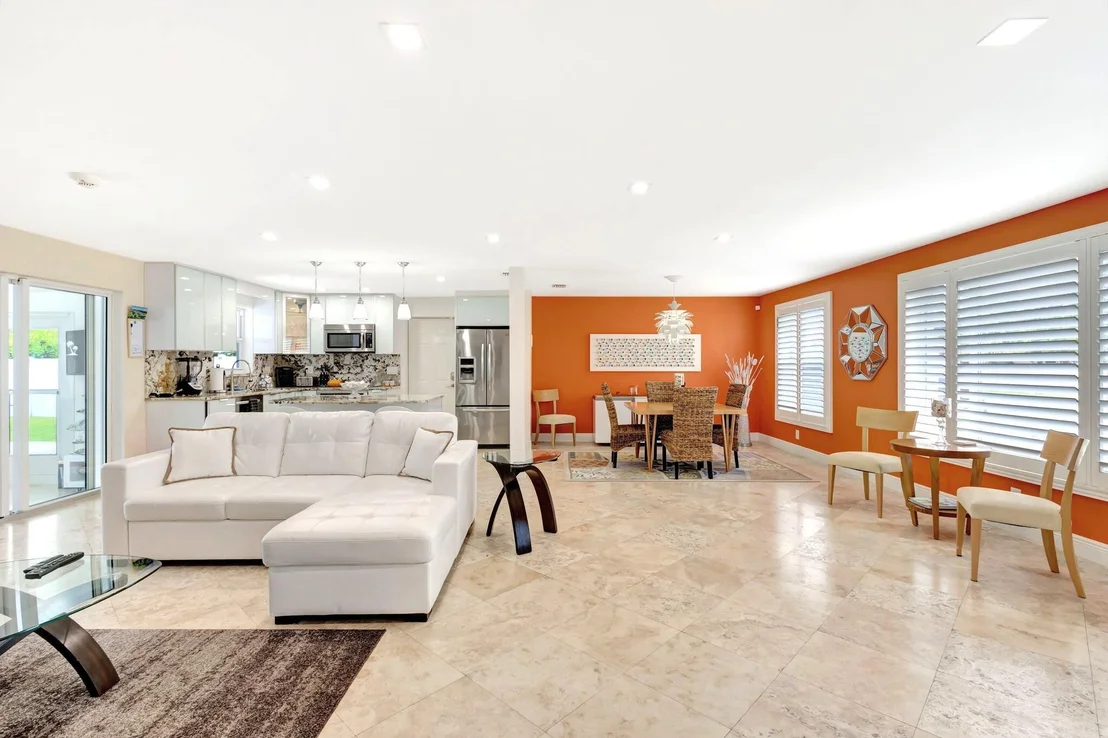 Photo of 1131 Surf Road