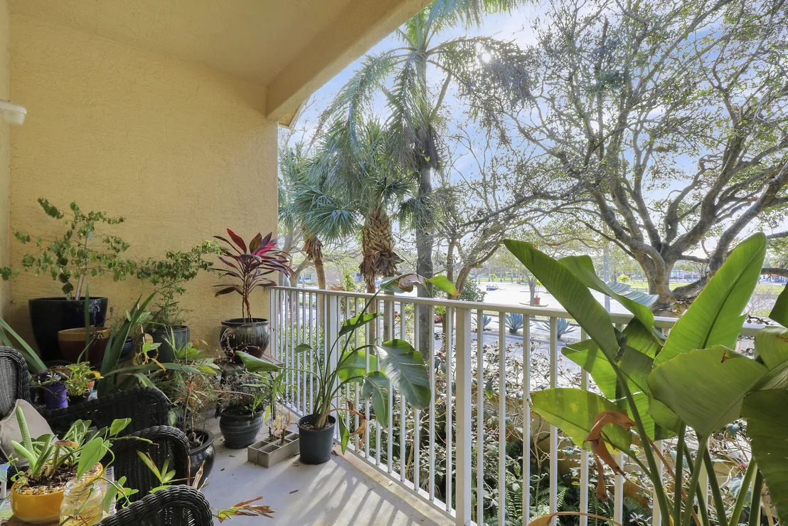 Photo of Unit H at 110 Lighthouse Circle