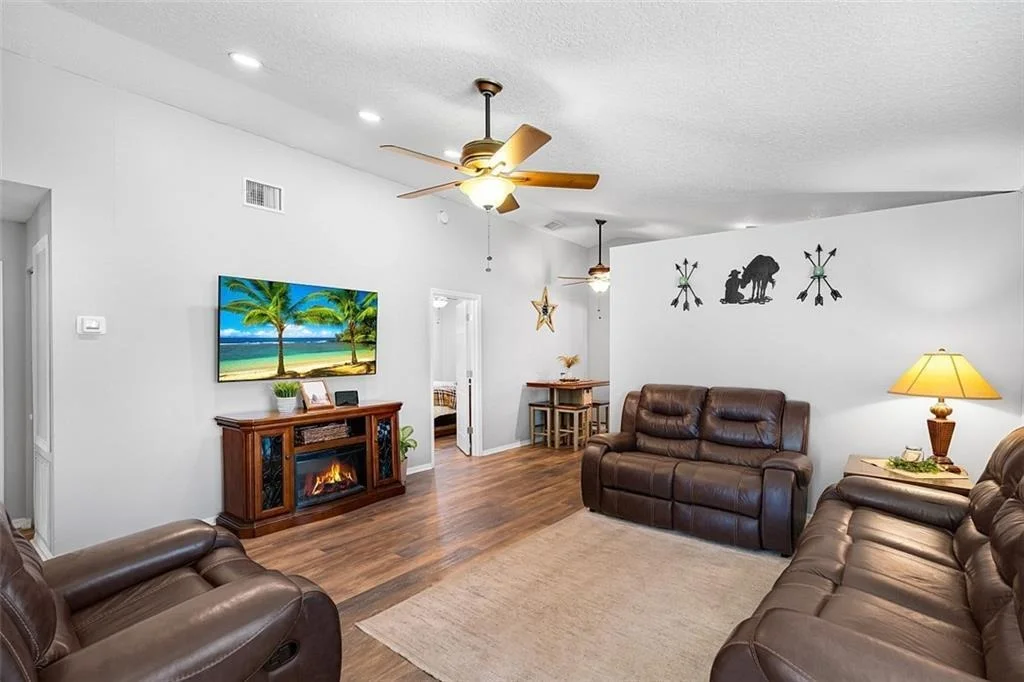 Photo of 2946 1st Lane