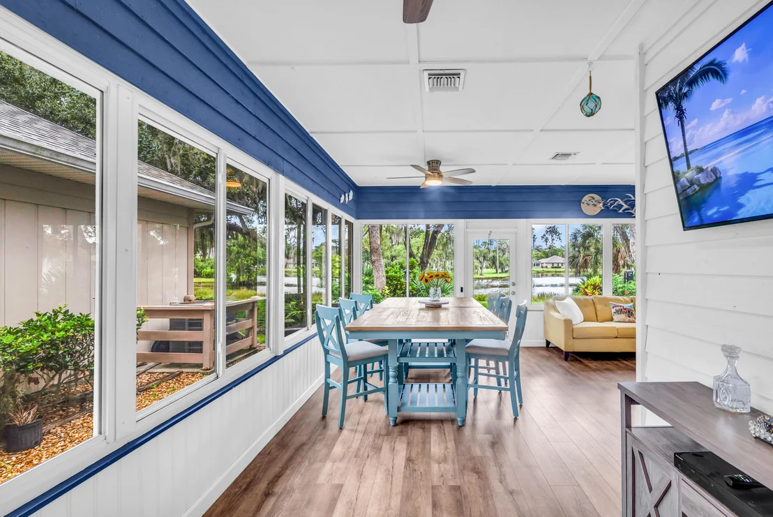 Photo of 401 Tamarind Place