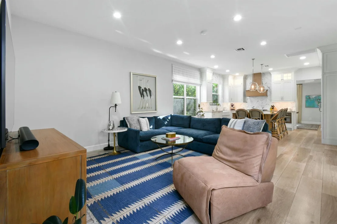 Photo of 119 Barcelona Drive
