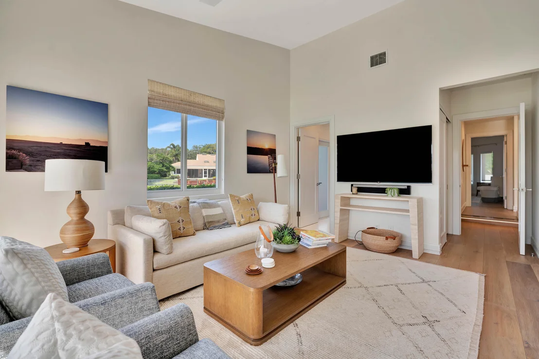 Photo of 185 Island Drive