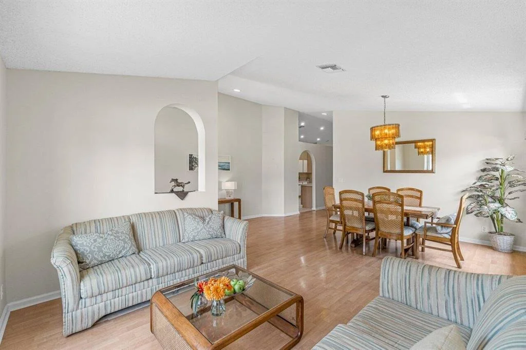 Photo of 8069 Palm Gate Drive