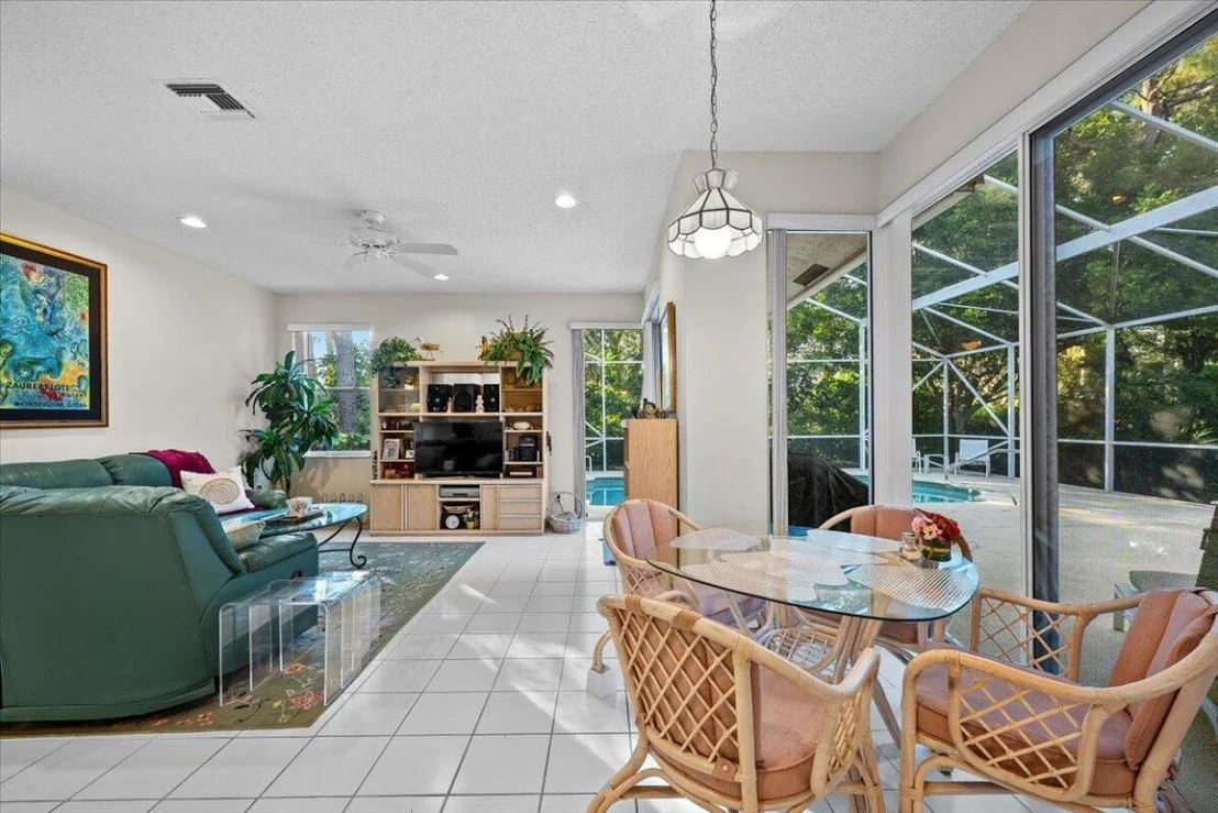 Photo of 180 Egret Circle