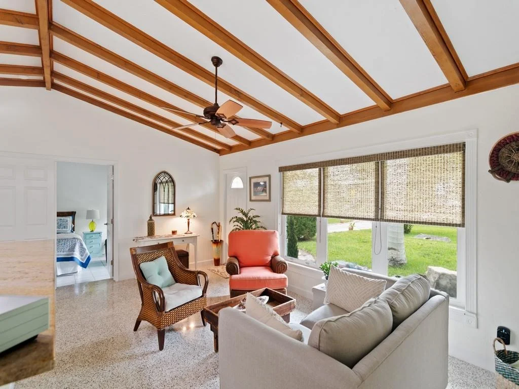 Photo of 285 Live Oak Drive