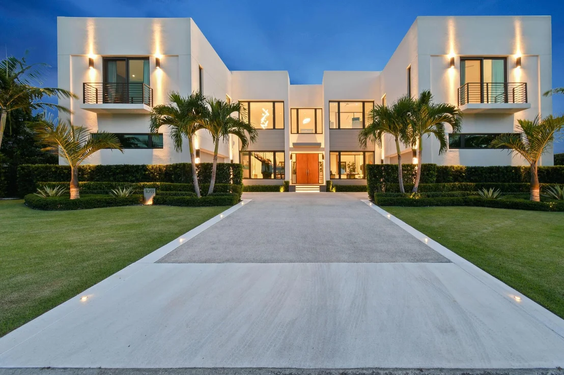 Photo of 1091 Gulfstream Way