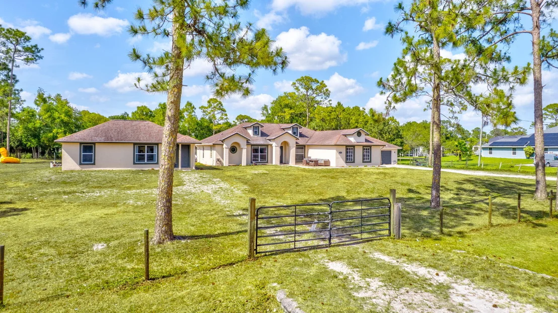 Photo of 14311 86th Road N