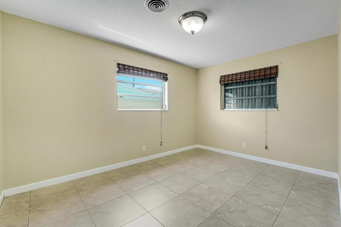 Photo of 20 Willow Road