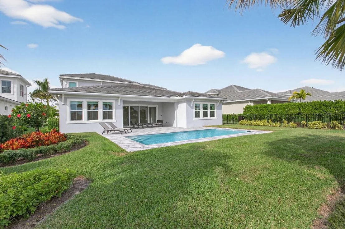 Photo of 9249 Crestview Circle