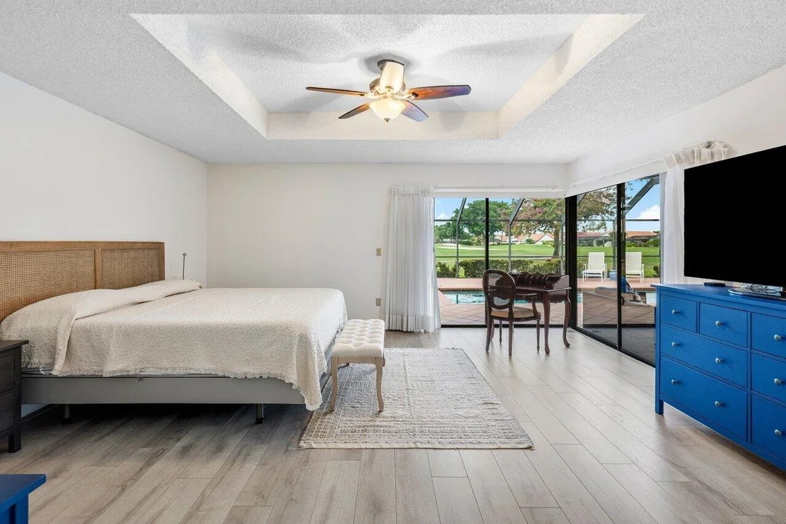 Photo of 10869 River Glenn Drive
