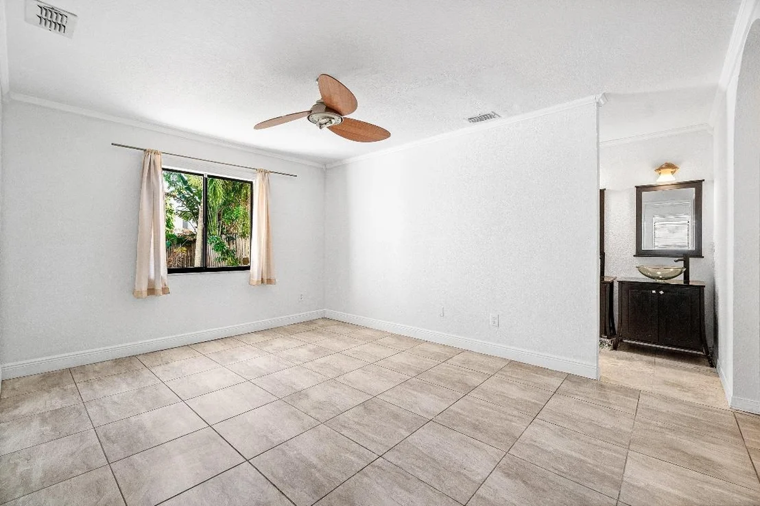 Photo of 4 Elton Place