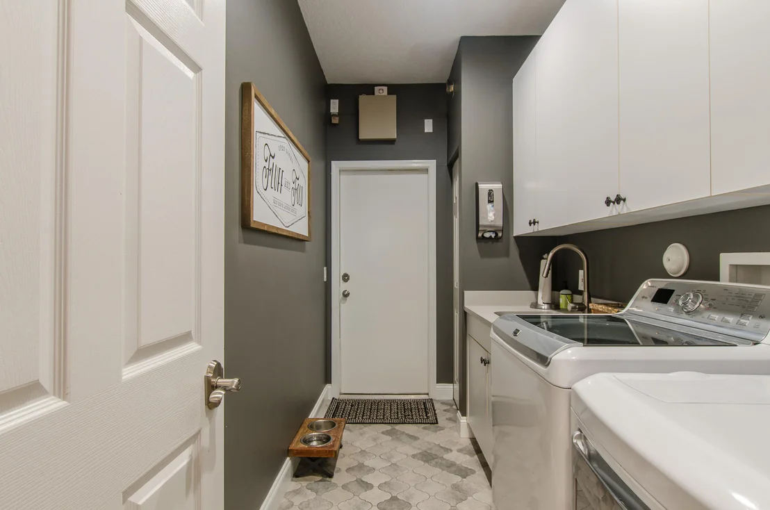 Photo of 4741 Glenn Pine Lane