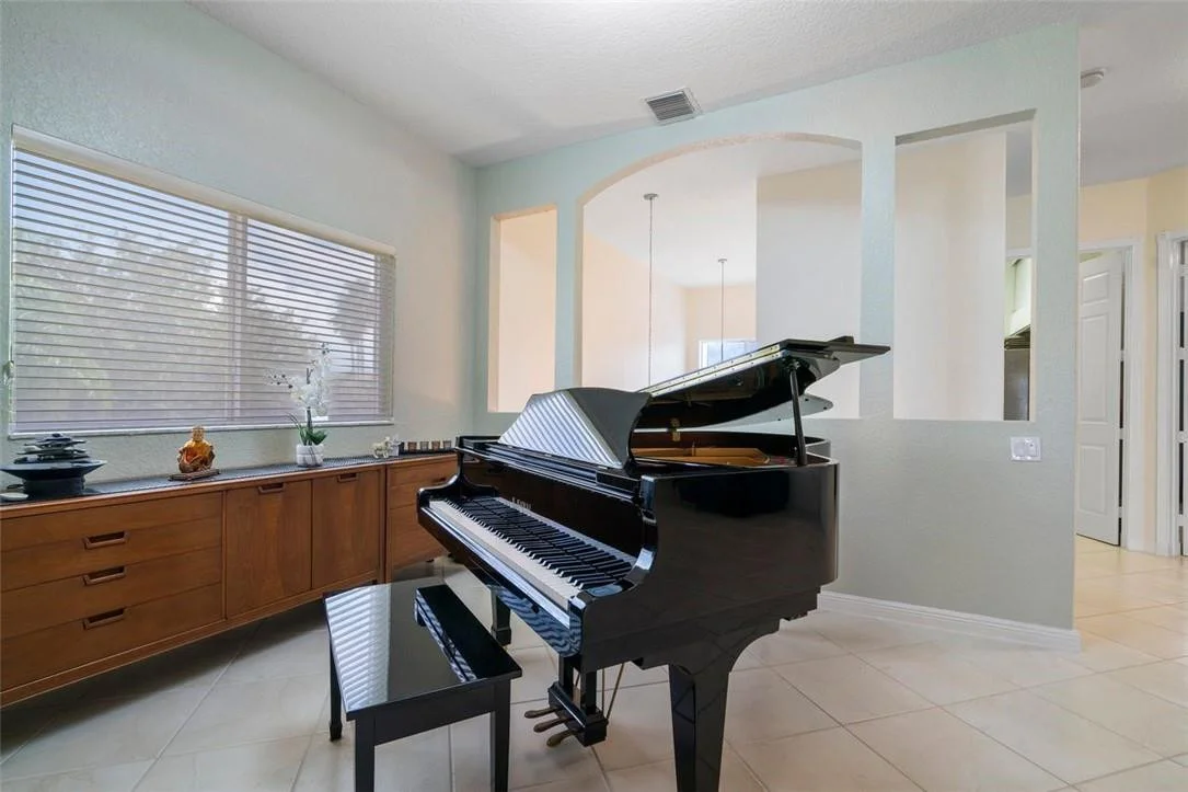 Photo of Unit 203 at 7847 Exeter Boulevard