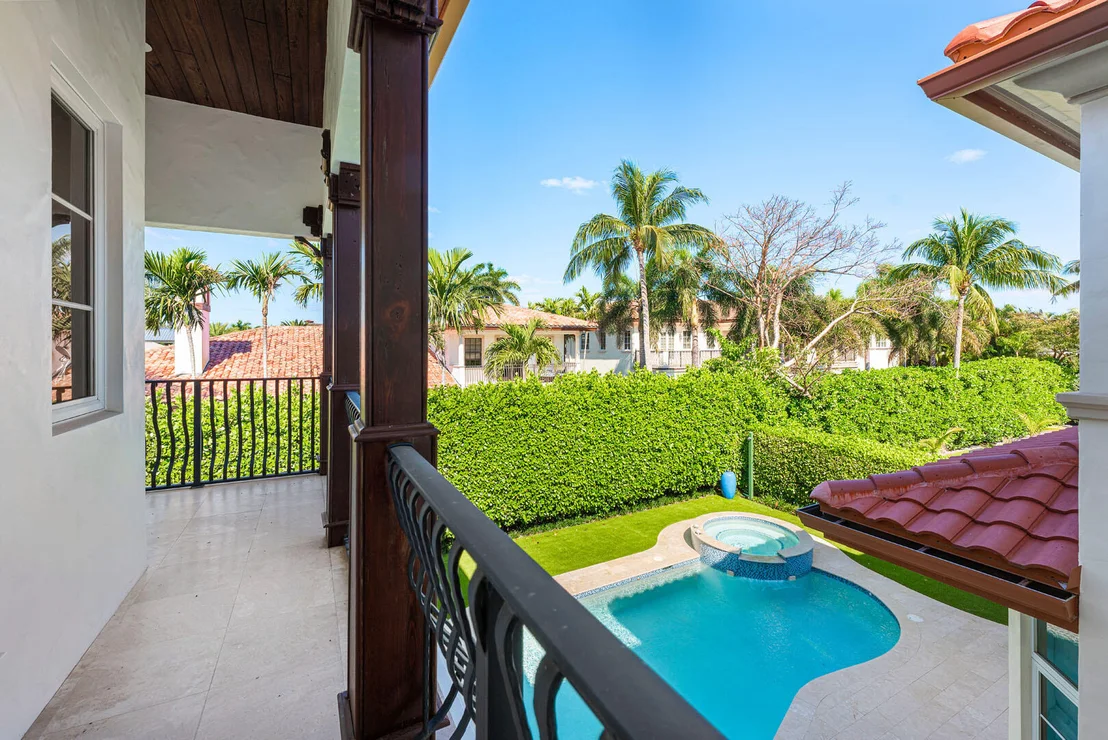 Photo of 2233 Date Palm Road