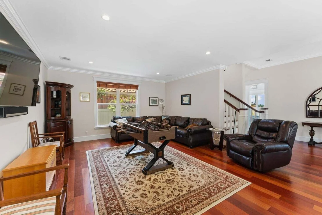 Photo of 5874 Pennock Point Road