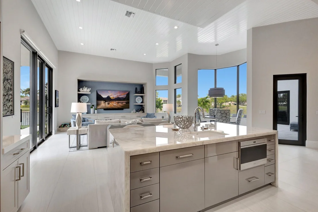 Photo of 820 Floret Drive