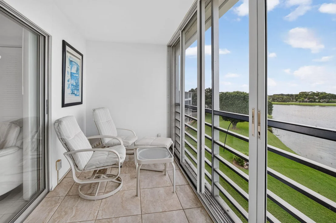Photo of 4071 CORNWALL D