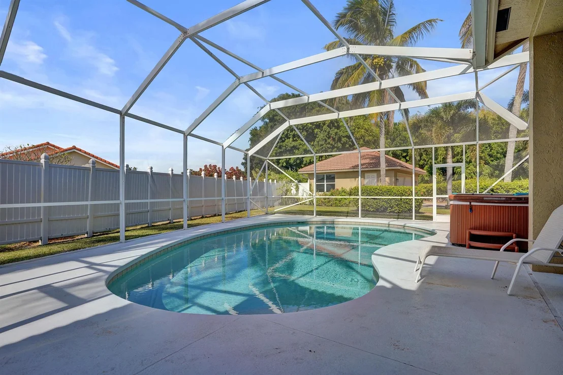 Photo of 603 N Cypress Drive