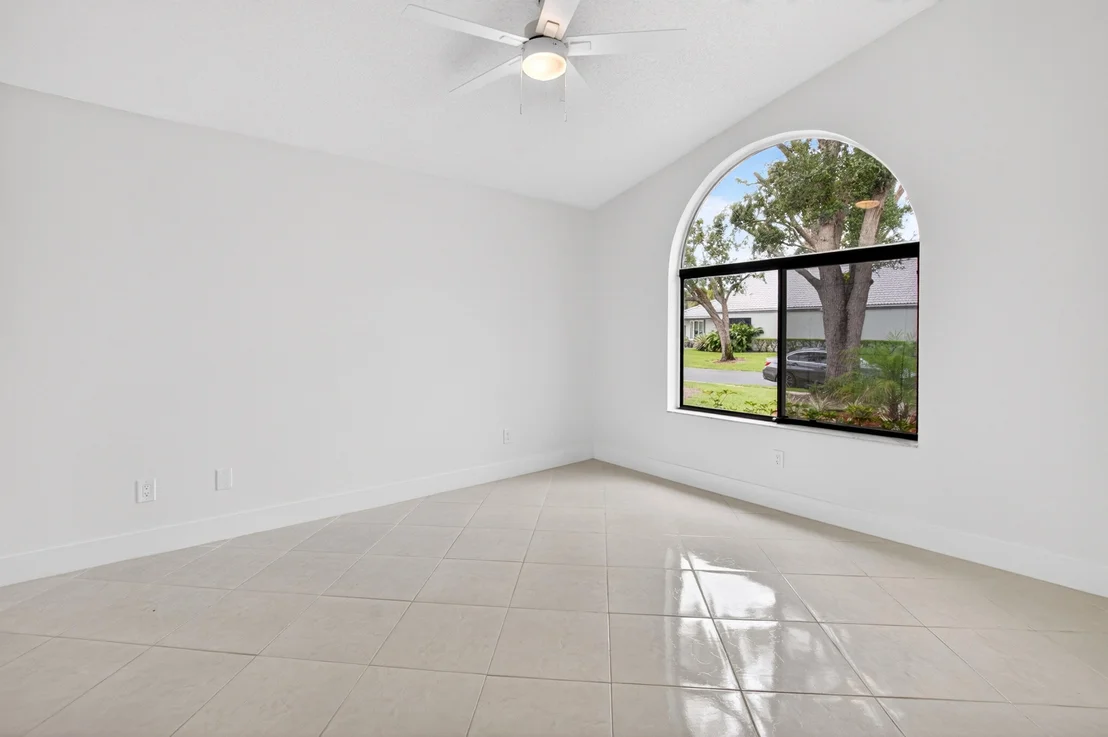 Photo of 182 Temple Avenue