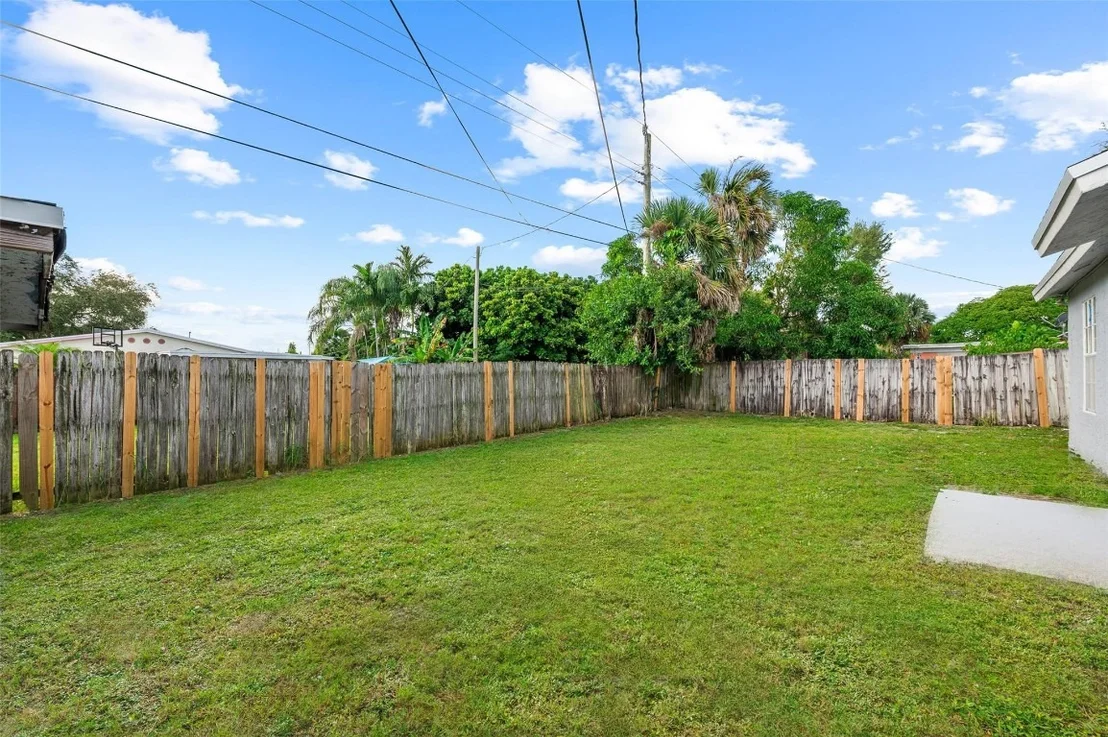 Photo of 640 Foresteria Drive
