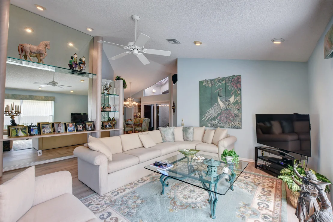 Photo of 6091 Bay Isles Drive