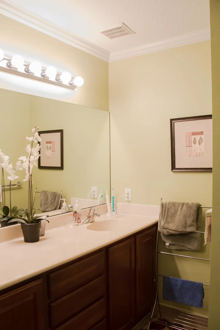 Photo of 9048 Silver Glen Way