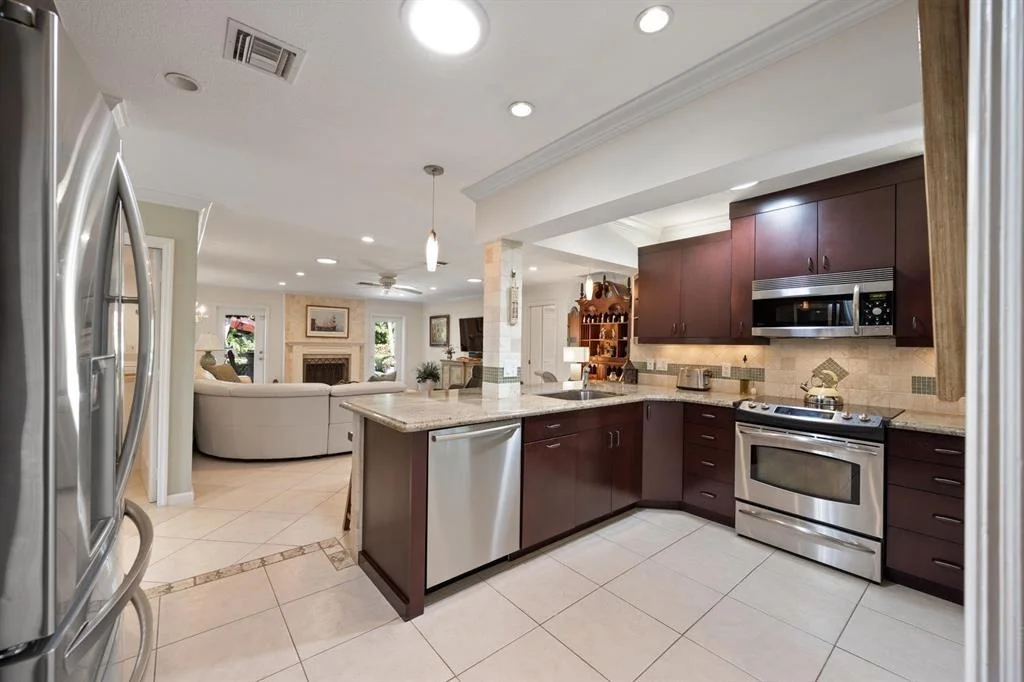 Photo of 4695 Sabal Palm Drive