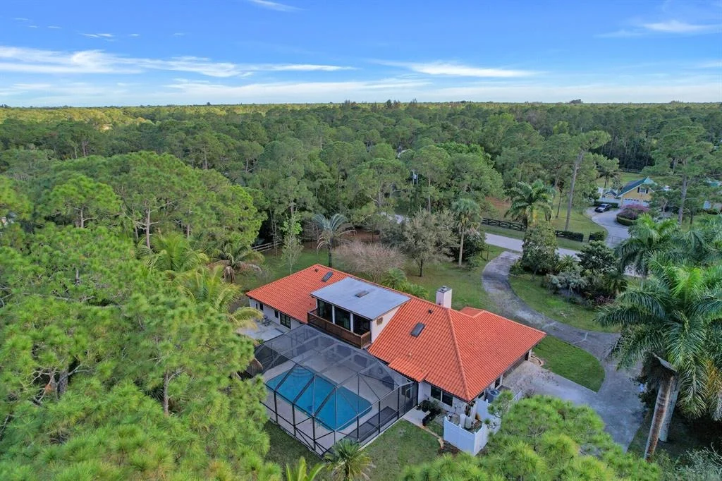Photo of 11969 165th Road N