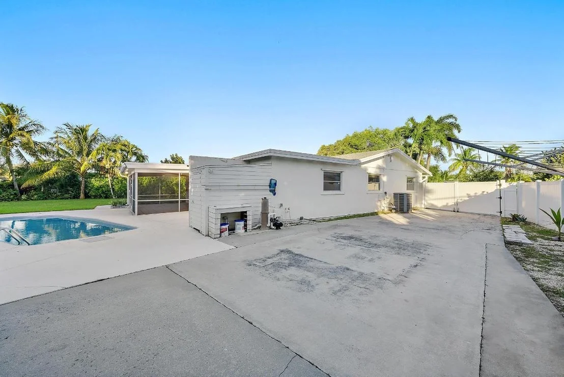 Photo of 77 Holly Circle