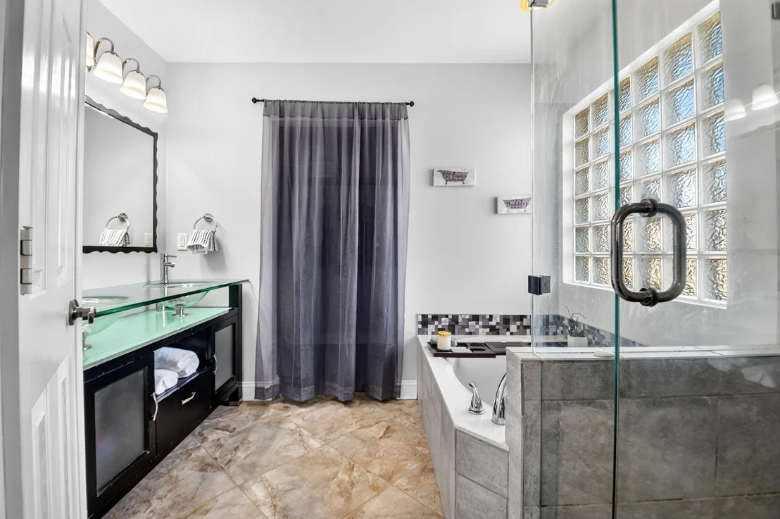 Photo of 6233 WILLOUGHBY Circle