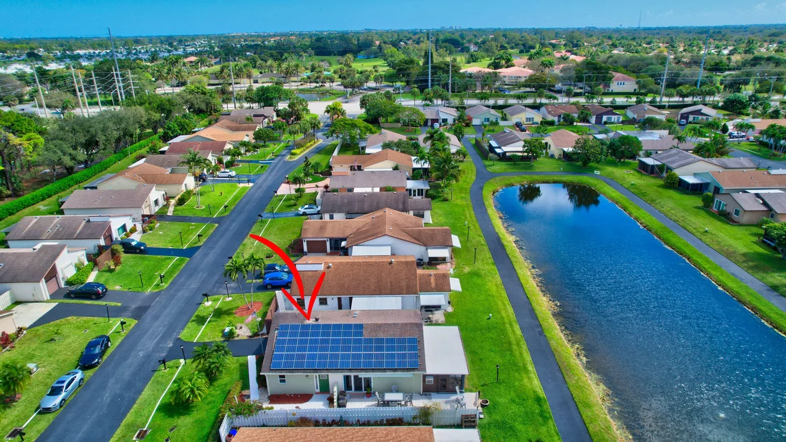 Photo of 5102 Mirror Lakes Boulevard