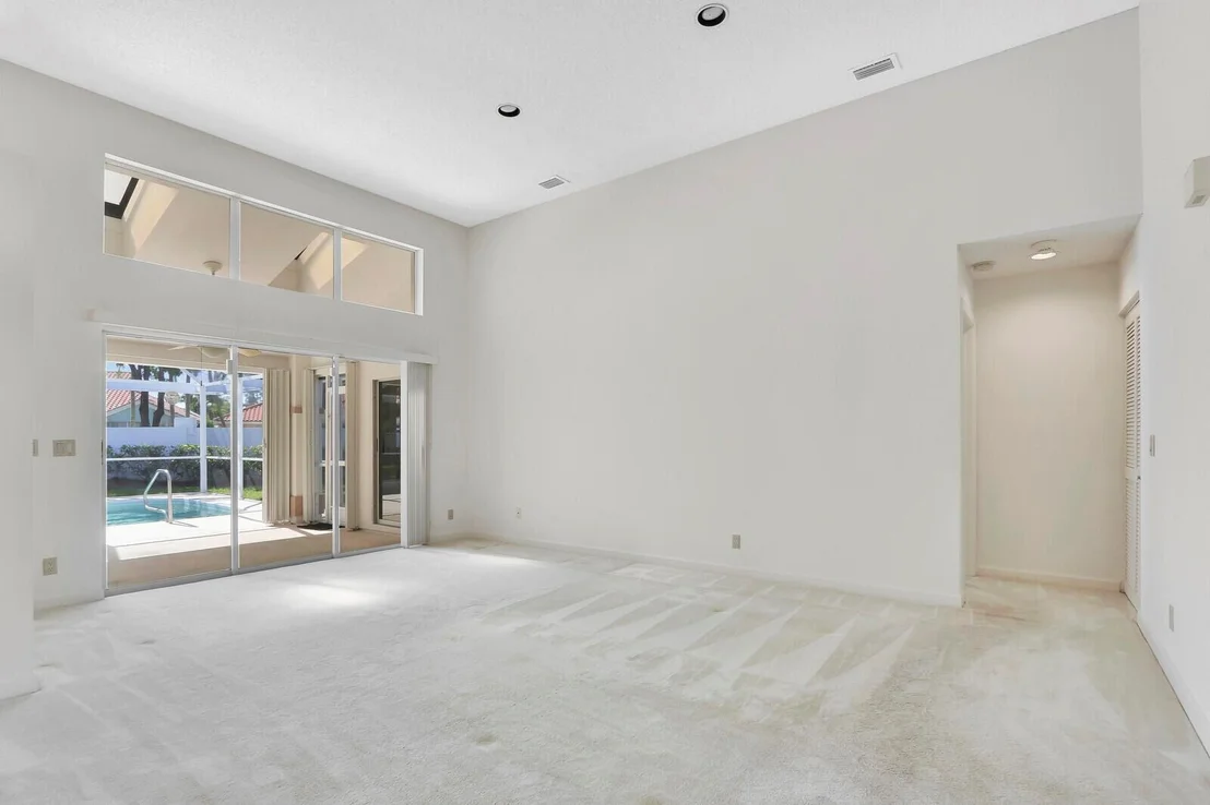Photo of 135 Eagleton Court