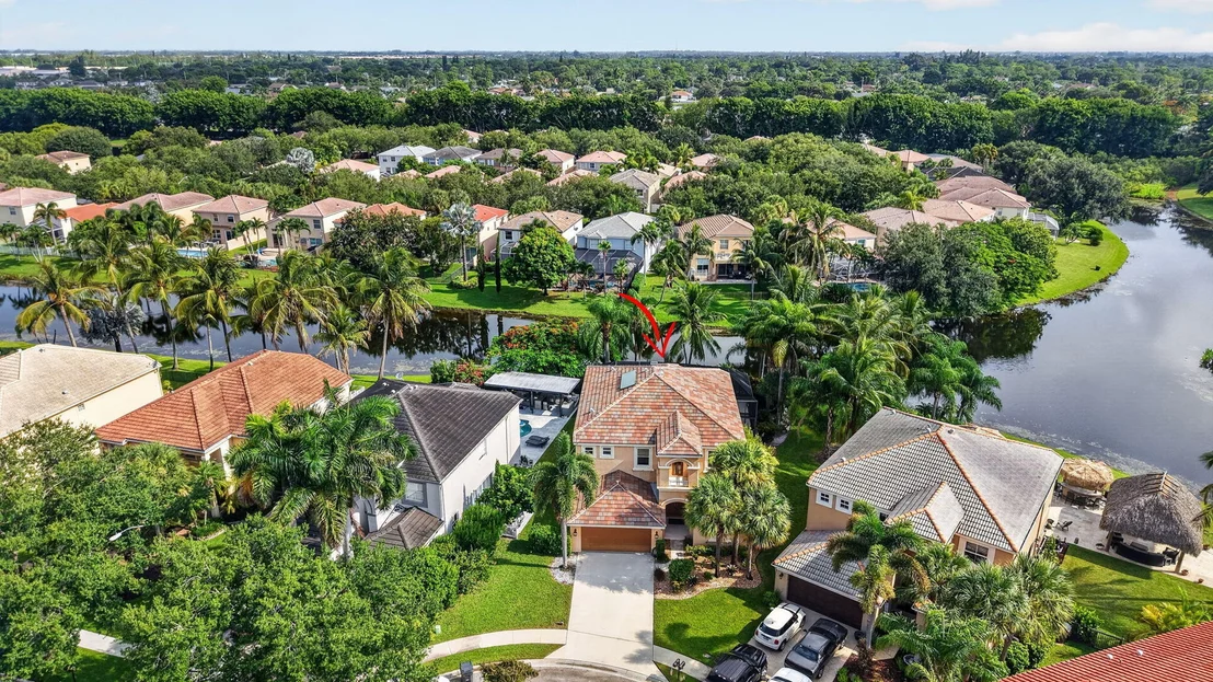 Photo of 7541 DOWNWINDS Lane