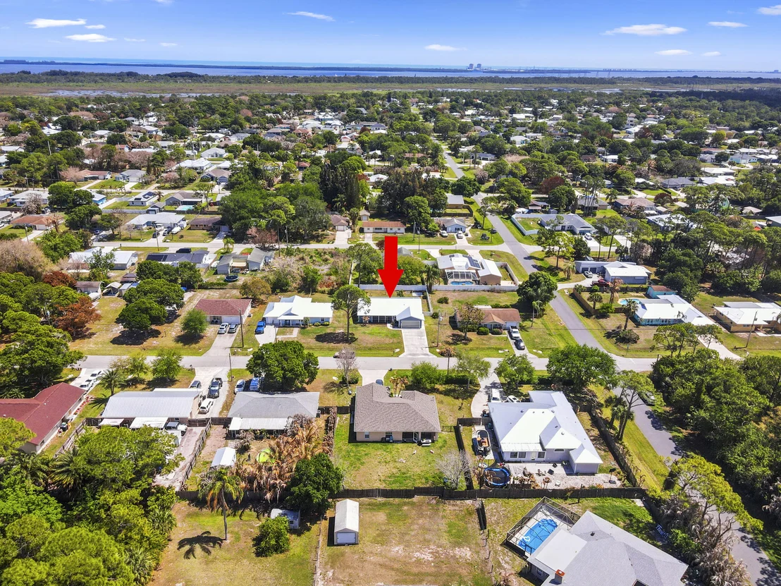 Photo of 5900 Birch Drive