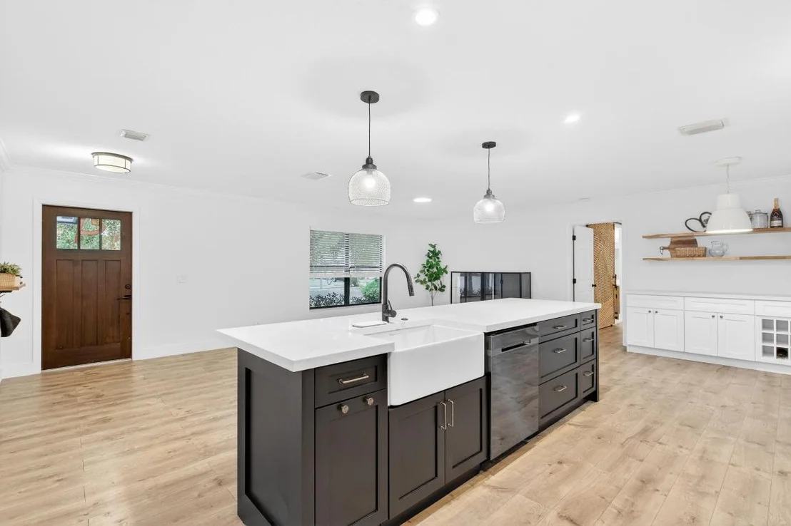 Photo of 1014 Avon Road