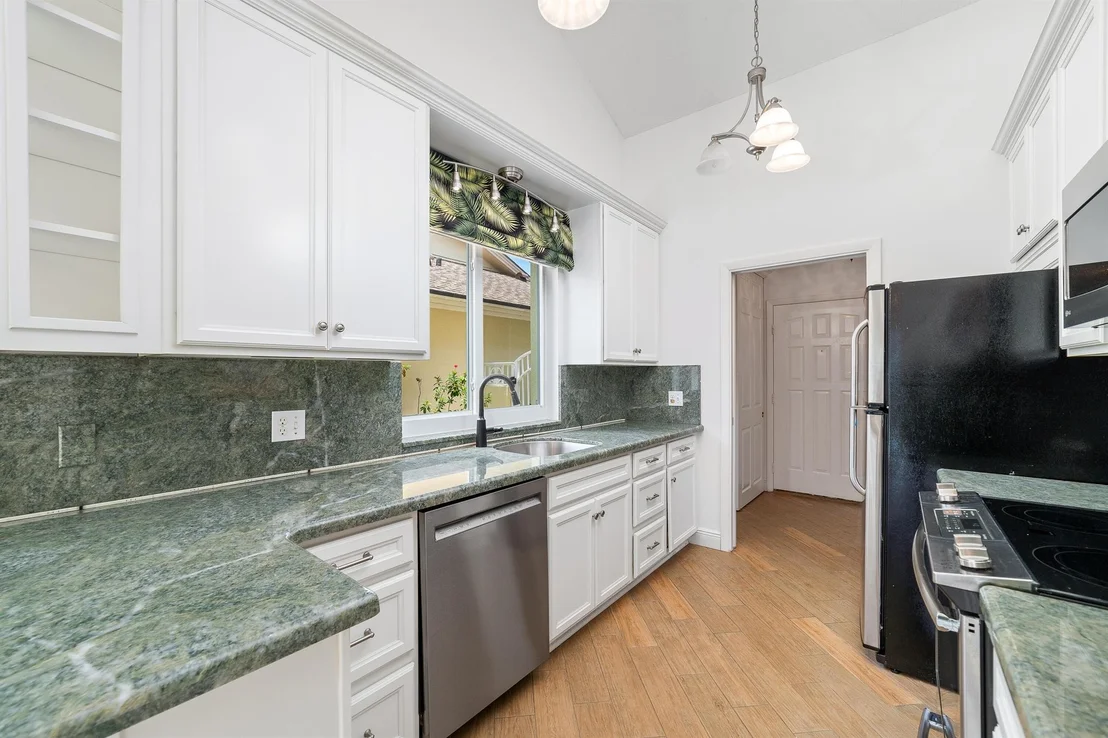 Photo of 418 River Edge Road