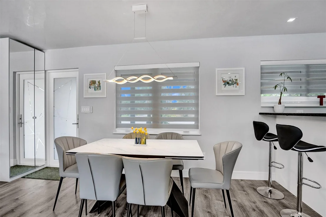 Photo of 131 SE 8th Street