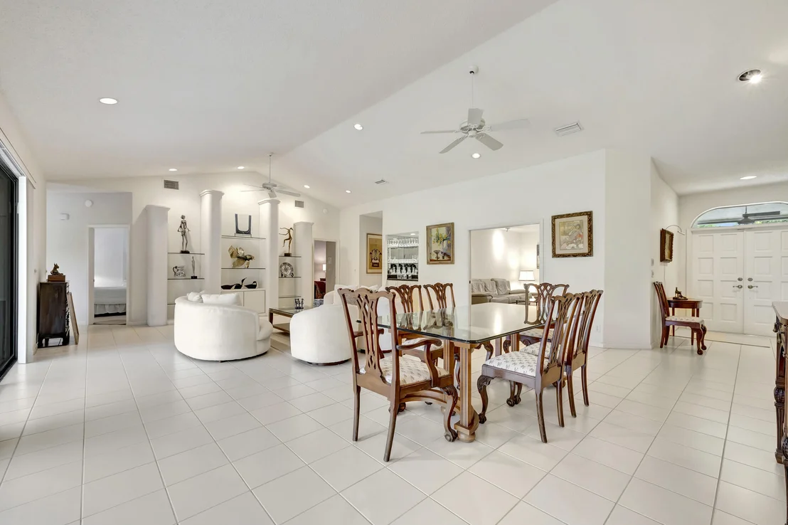 Photo of 10134 Canoe Brook Circle
