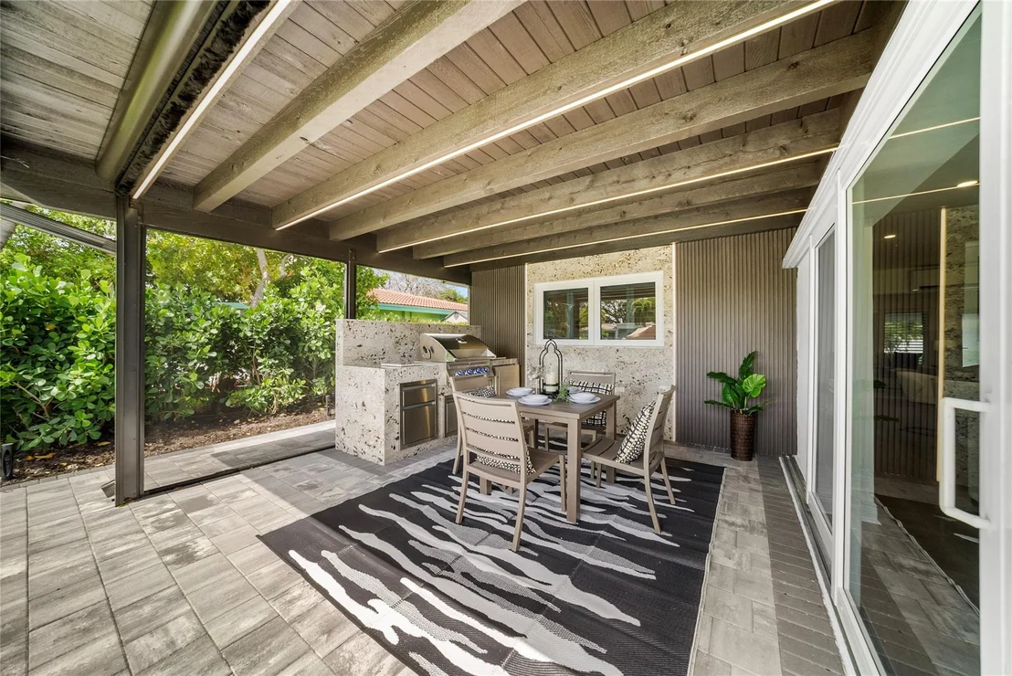 Photo of 258 SE 3rd Terrace