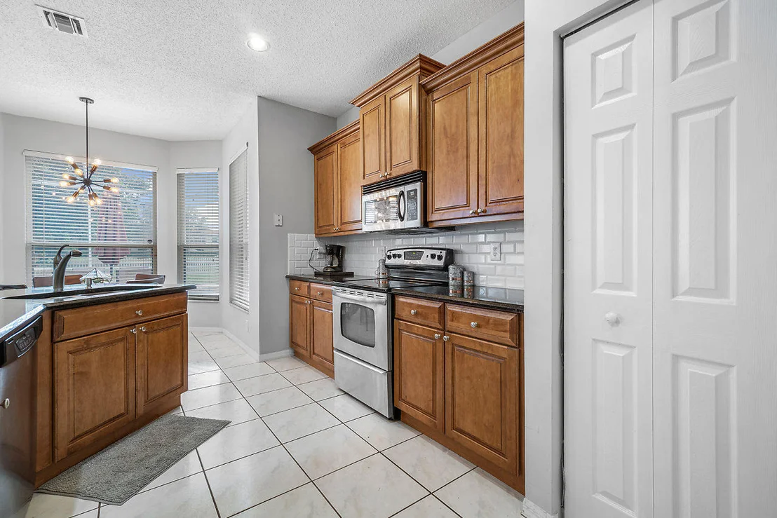 Photo of 7869 Manor Forest Lane