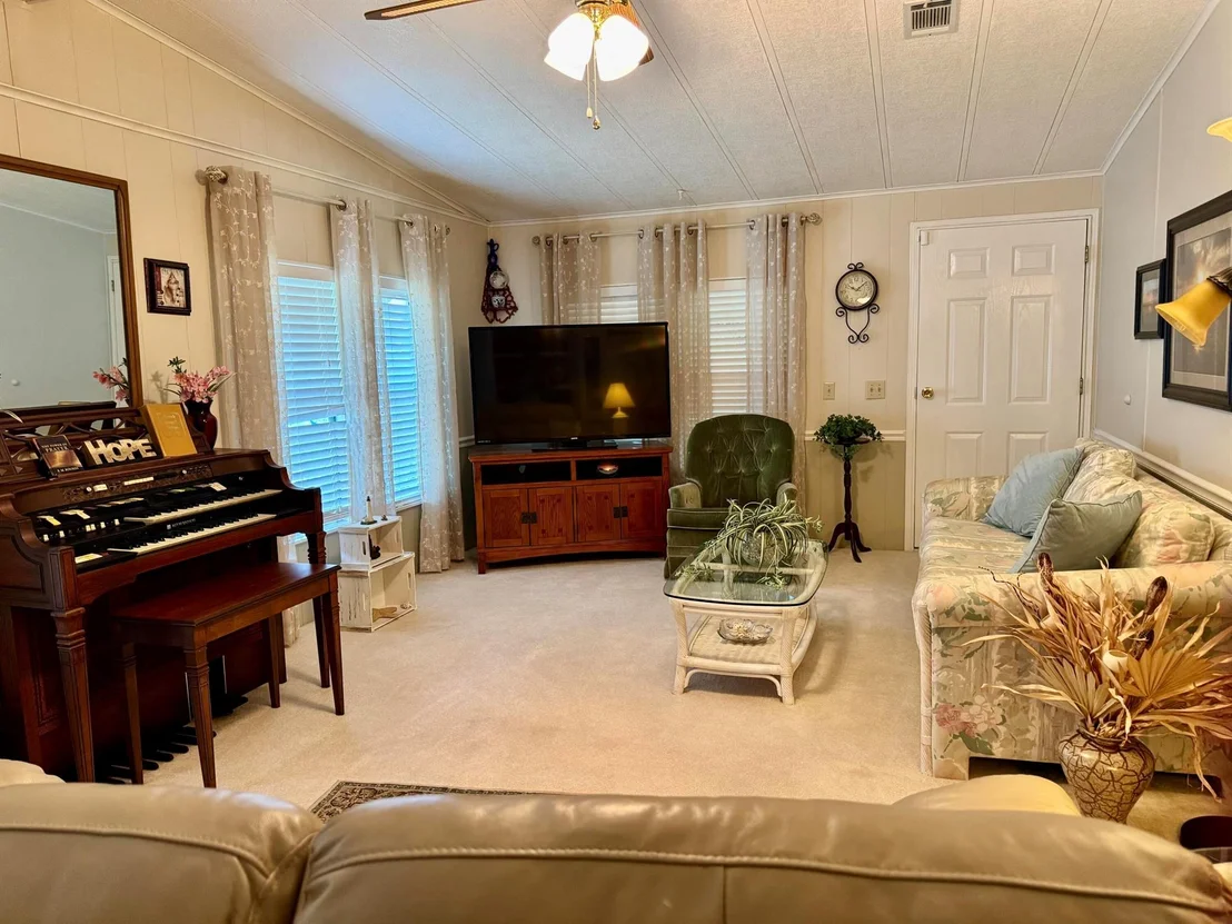 Photo of 2224 SE 34th Lane
