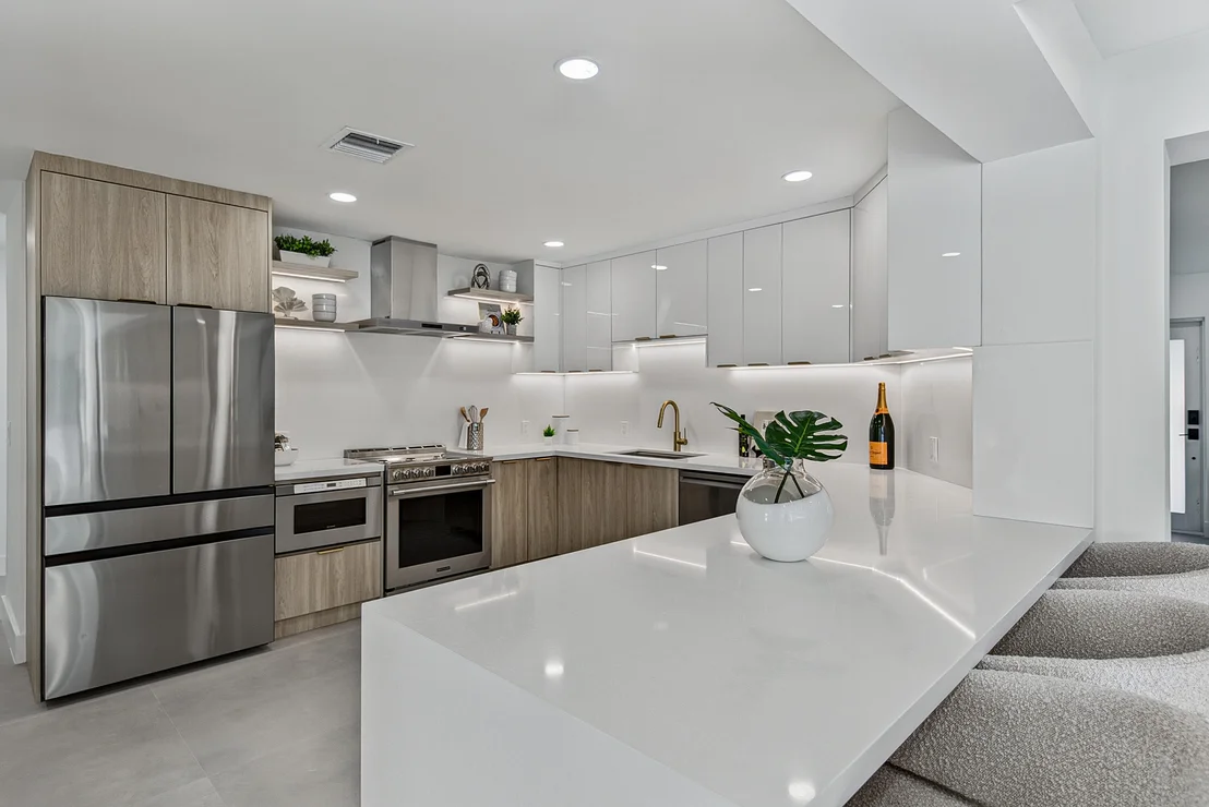 Photo of 411 SE 2nd Avenue