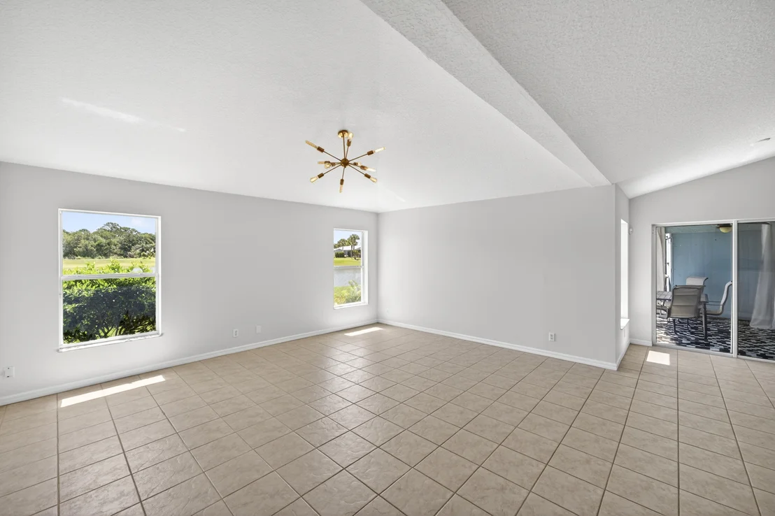 Photo of 531 High Hawk Circle
