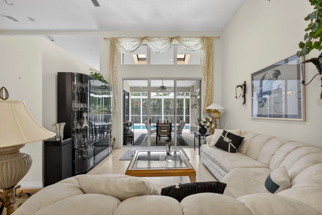 Photo of 200 Eagleton Estates Boulevard