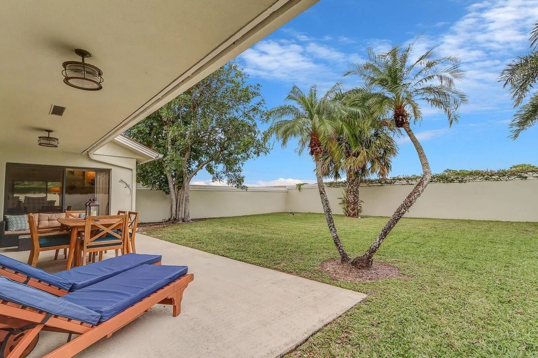Photo of 408 River Edge Road