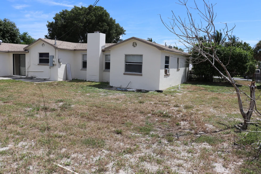 Photo of 1007 SE Se 3rd Street