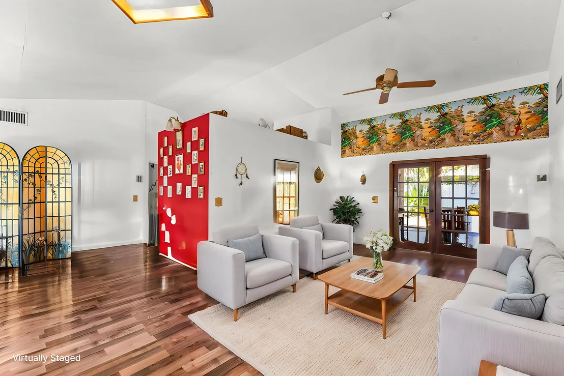 Photo of 4153 Russell Street
