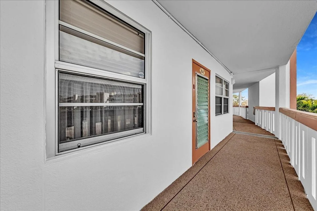 Photo of 2047 WOLVERTON C